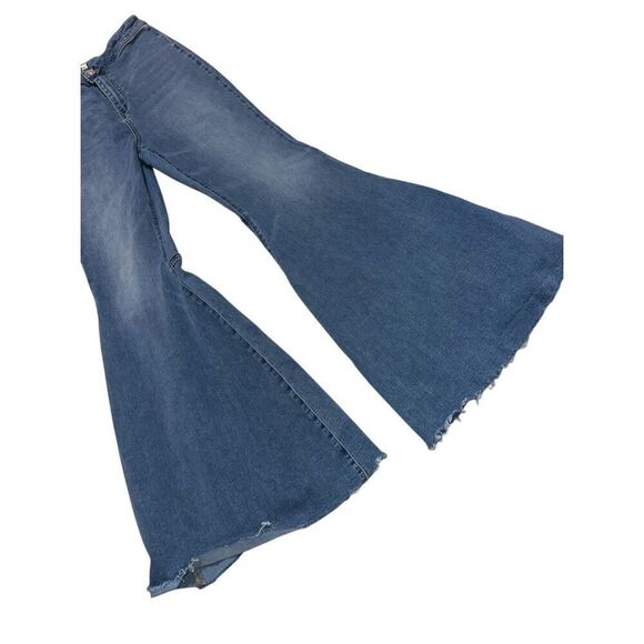 Beautiful WE THE FREE Free People Free People Just Float On Flare High Rise Supe - Picture 4 of 8